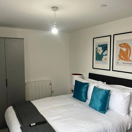 Ferienwohnung Luxury 2 Bed 2 Bath Flat Near Old Trafford Manchester Exterior foto