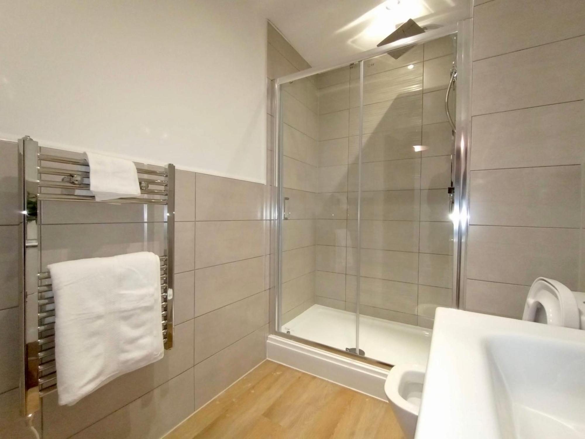 Ferienwohnung Luxury 2 Bed 2 Bath Flat Near Old Trafford Manchester Exterior foto