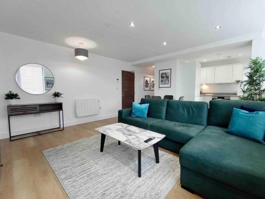 Ferienwohnung Luxury 2 Bed 2 Bath Flat Near Old Trafford Manchester Exterior foto